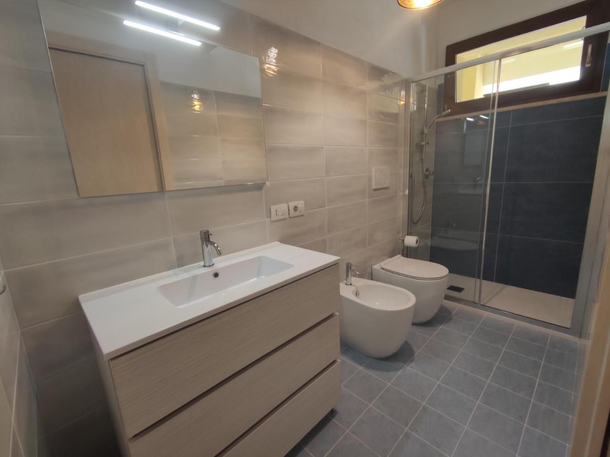 Appartamento L'Azalea - A Due Passi Da Numana Con Grande Terrazzo E Piscina Condominiale Stagionale Sirolo Luaran gambar